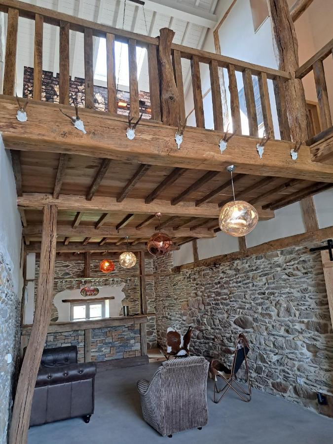 Gite Les 3 Pierres Houffalize Esterno foto
